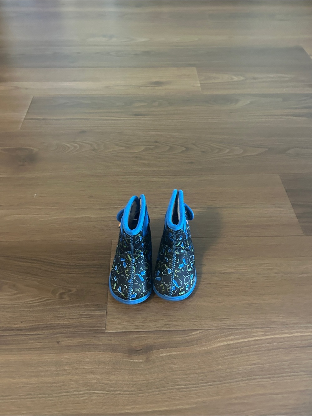 Bogs Kids Blue and Black Dinosaur-Print Rain Boots